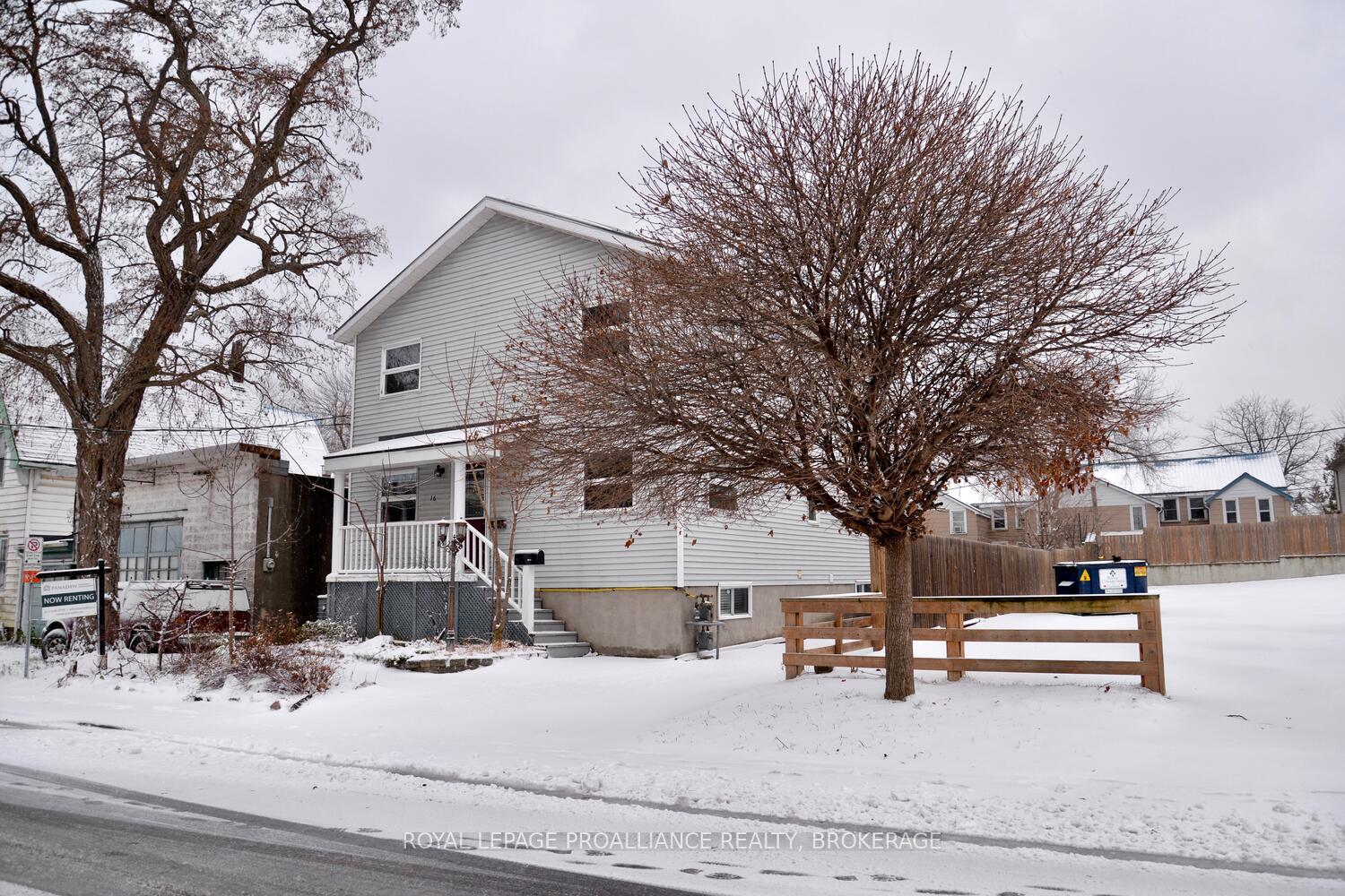 Photo 2 of 16 James Street, Kingston, East of Sir John A. Blvd — HOMEH