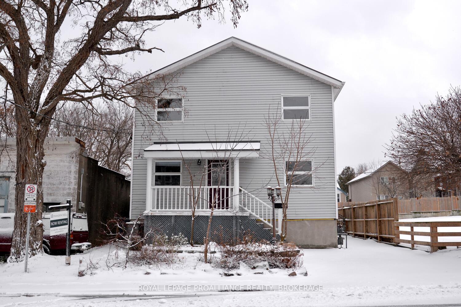 Photo 3 of 16 James Street, Kingston, East of Sir John A. Blvd — HOMEH