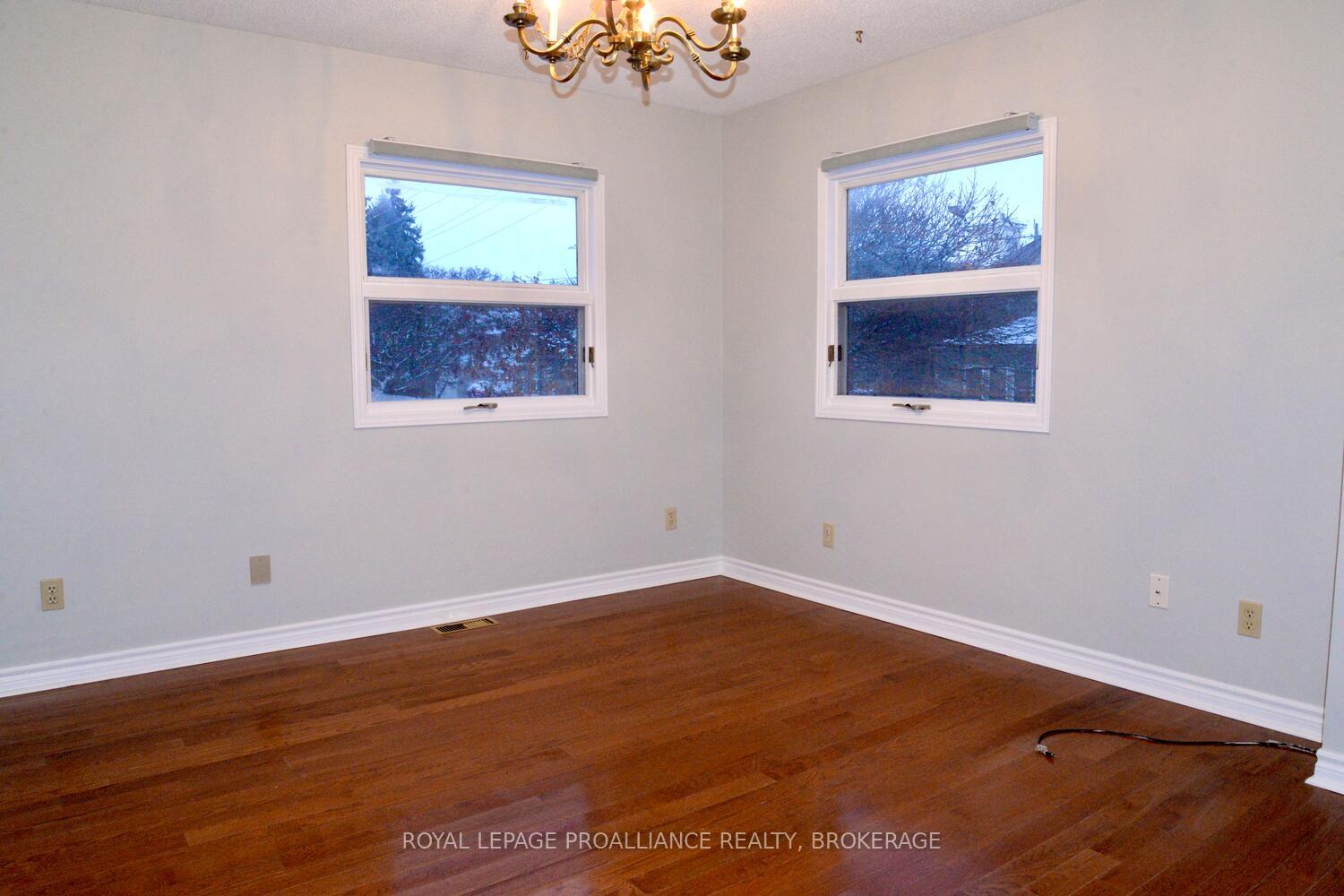 Photo 6 of 16 James Street, Kingston, East of Sir John A. Blvd — HOMEH