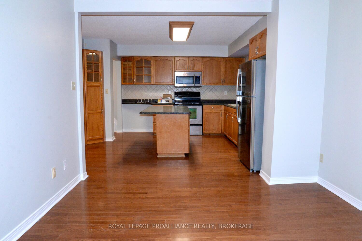 Photo 15 of 16 James Street, Kingston, East of Sir John A. Blvd — HOMEH
