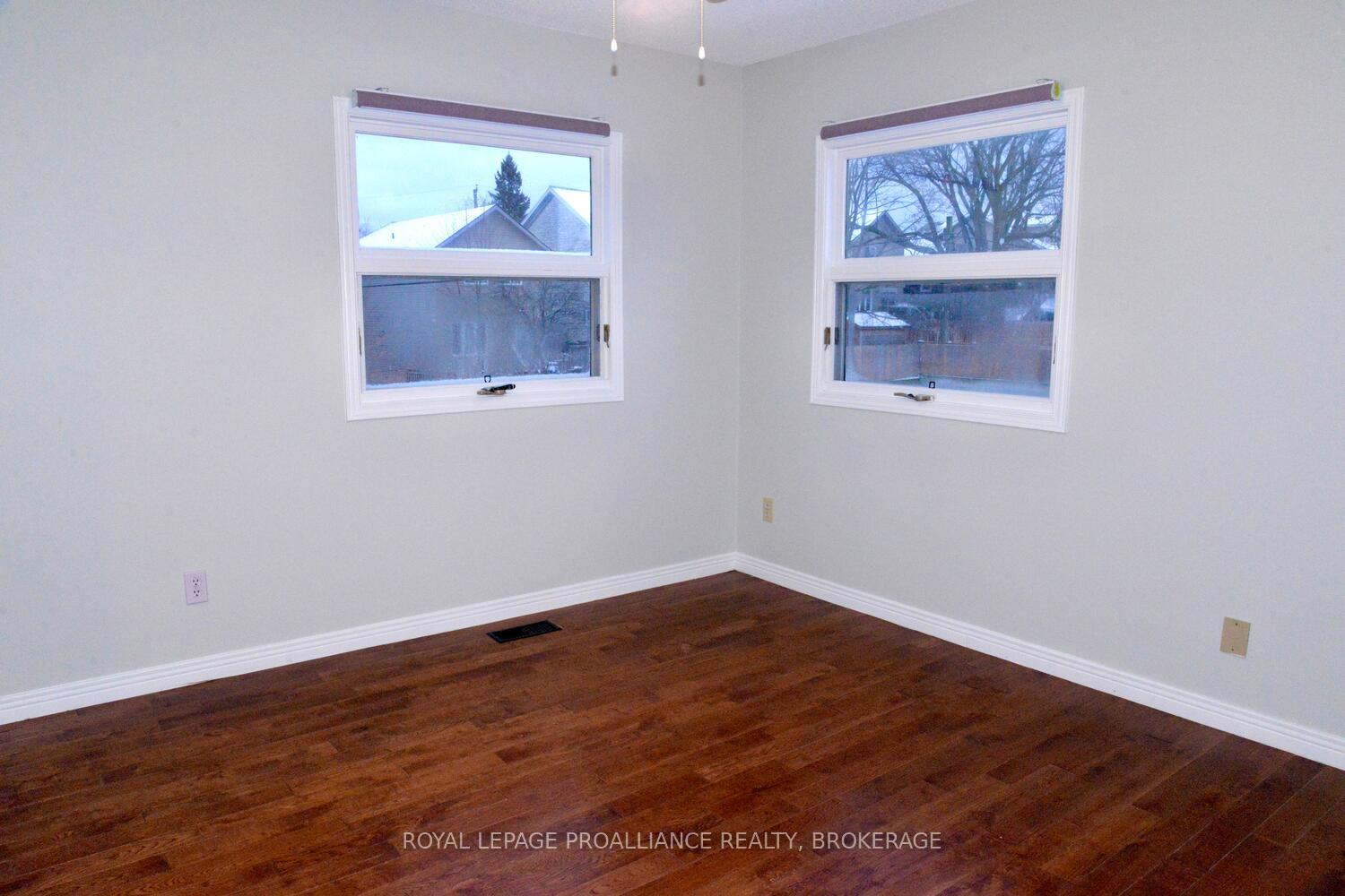 Photo 22 of 16 James Street, Kingston, East of Sir John A. Blvd — HOMEH
