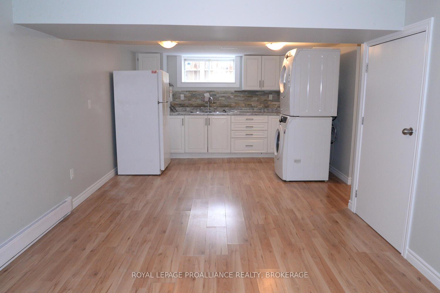 Photo 27 of 16 James Street, Kingston, East of Sir John A. Blvd — HOMEH