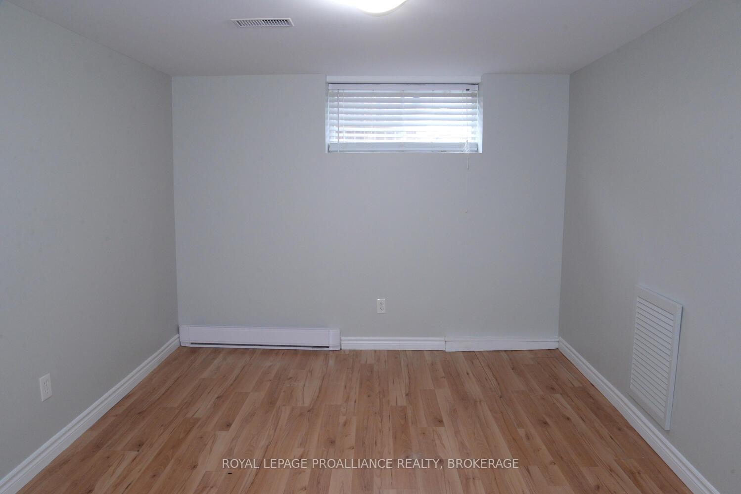 Photo 33 of 16 James Street, Kingston, East of Sir John A. Blvd — HOMEH