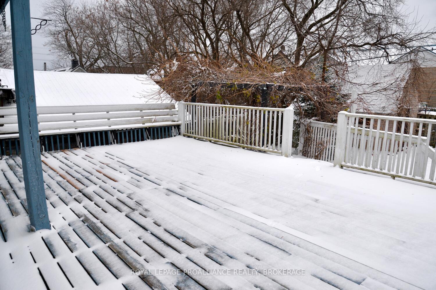 Photo 36 of 16 James Street, Kingston, East of Sir John A. Blvd — HOMEH