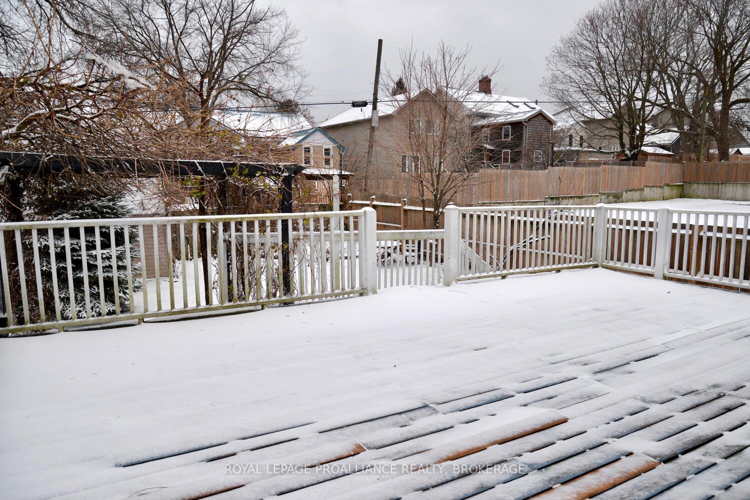 Photo 37 of 16 James Street, Kingston, East of Sir John A. Blvd — HOMEH