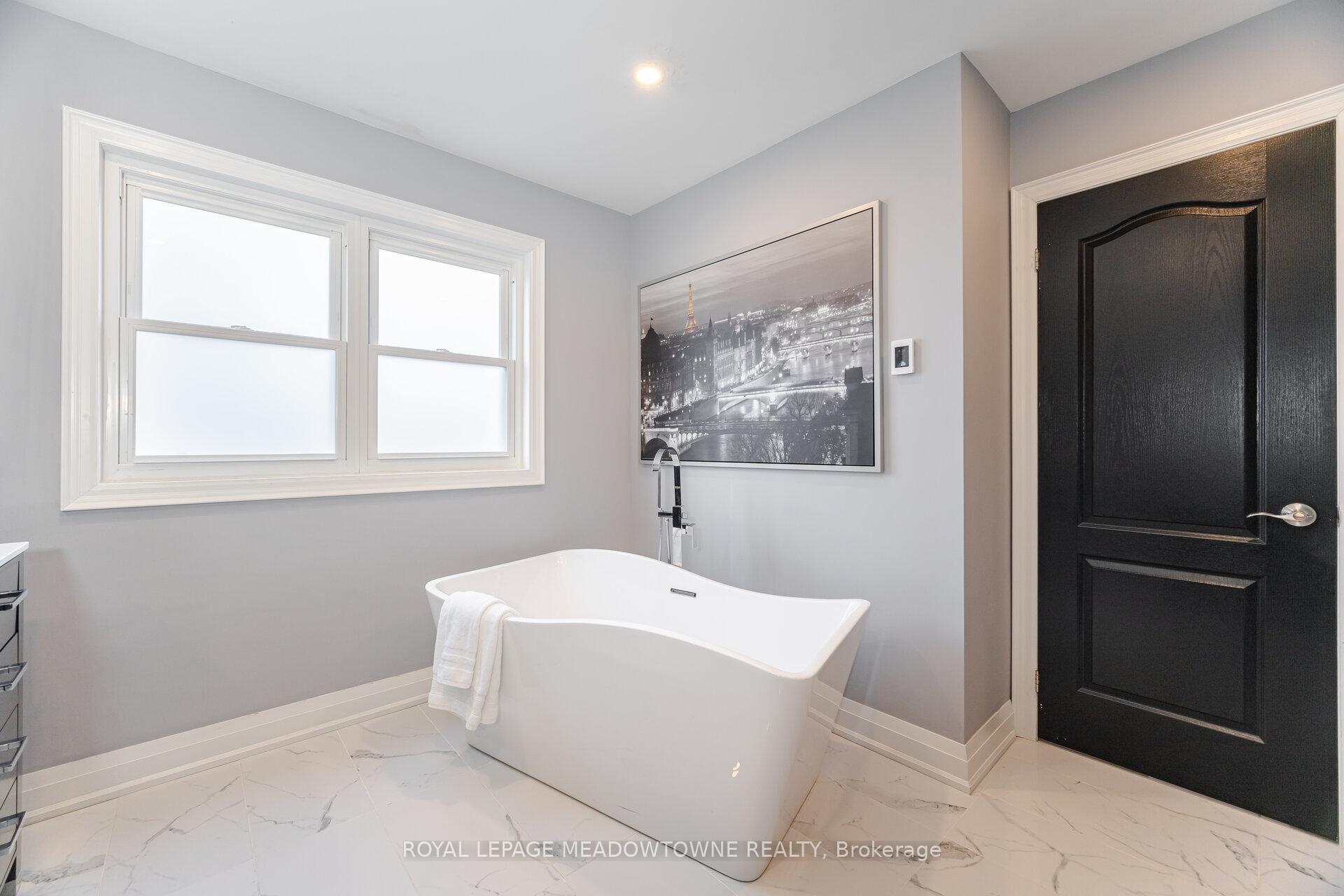Photo 25 of 1240 Field Drive, Milton, Clarke — HOMEH