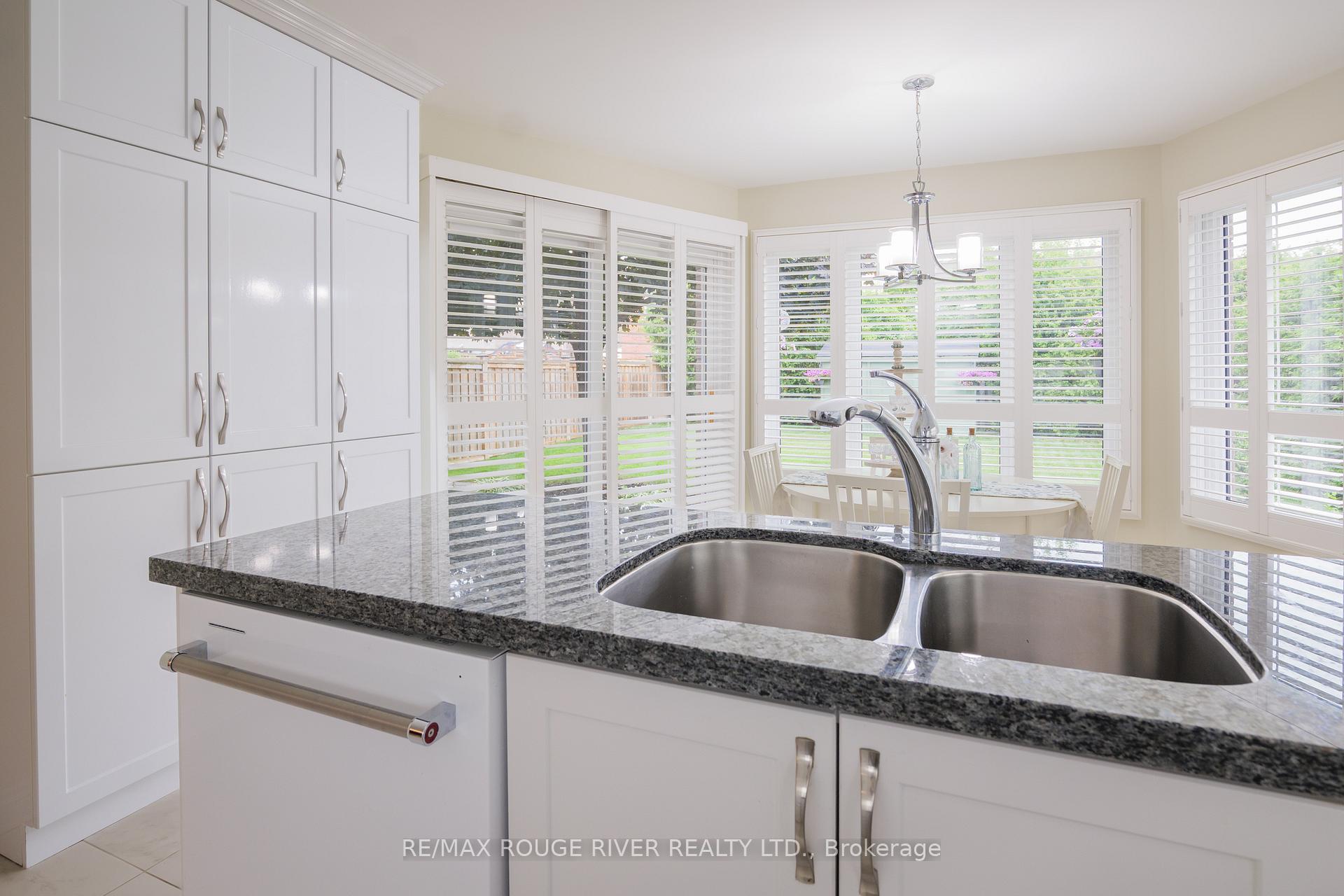 Photo 6 of 1830 Post Drive, Pickering, Amberlea — HOMEH