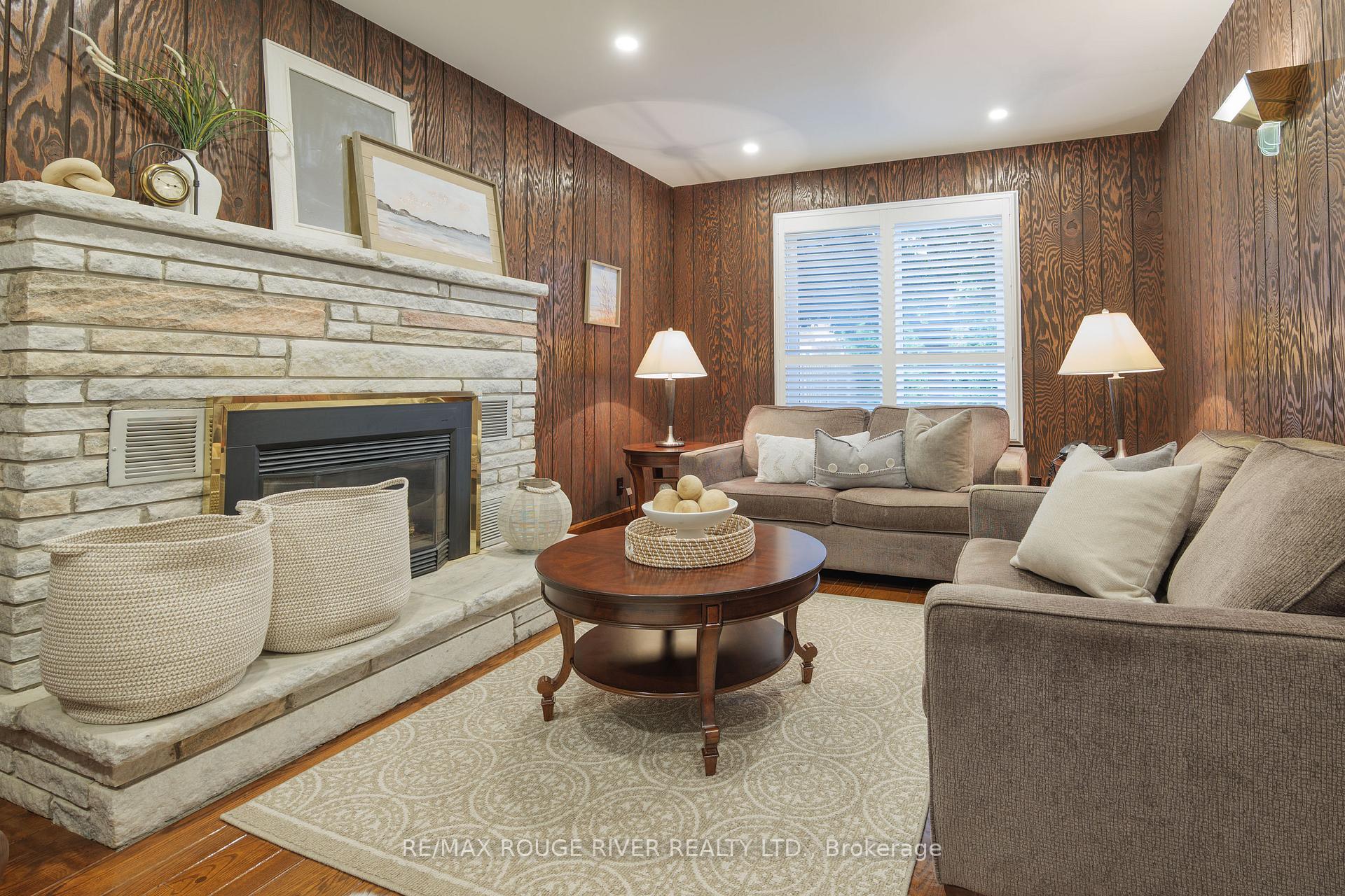Photo 18 of 1830 Post Drive, Pickering, Amberlea — HOMEH