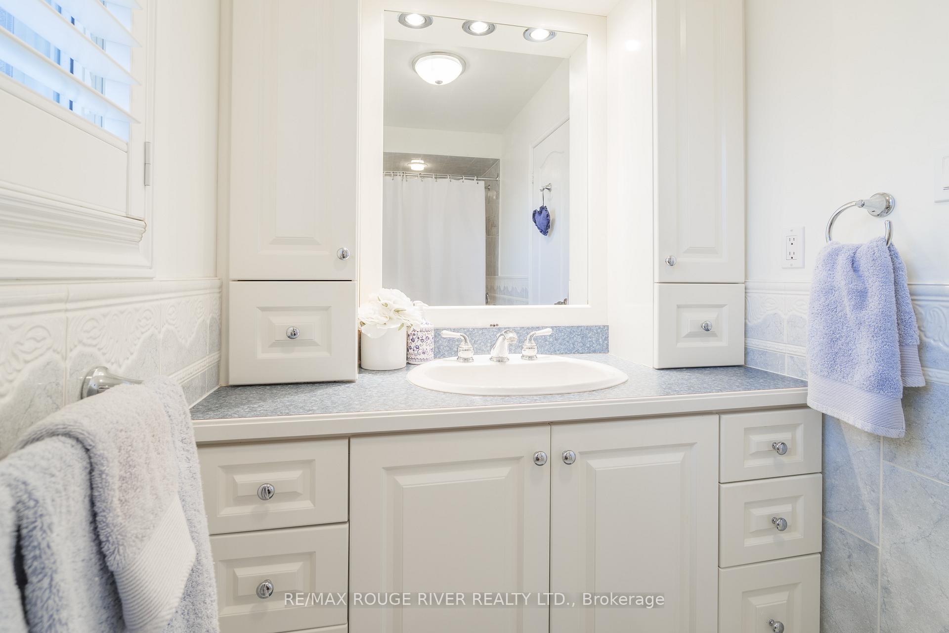 Photo 36 of 1830 Post Drive, Pickering, Amberlea — HOMEH