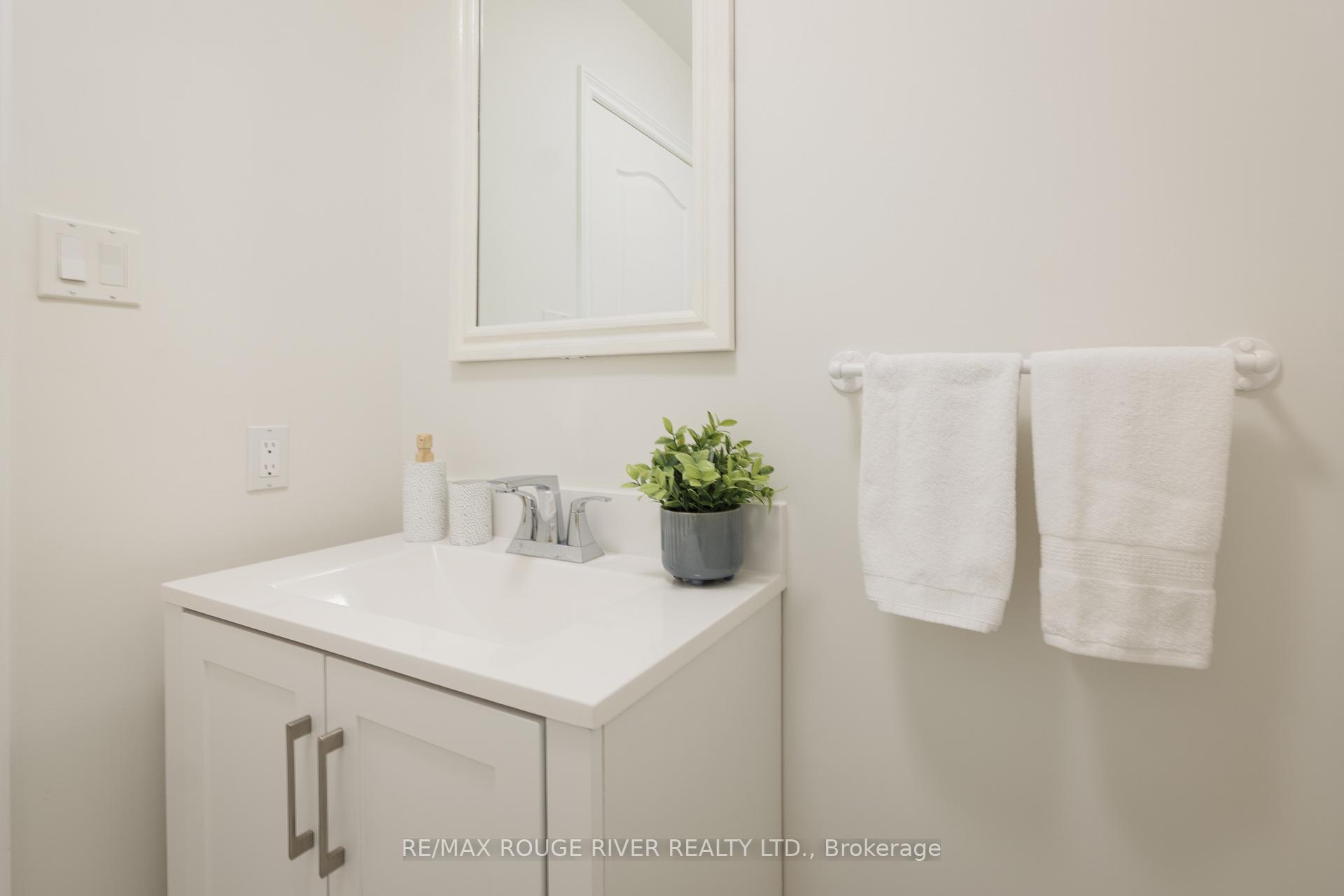 Photo 44 of 1830 Post Drive, Pickering, Amberlea — HOMEH