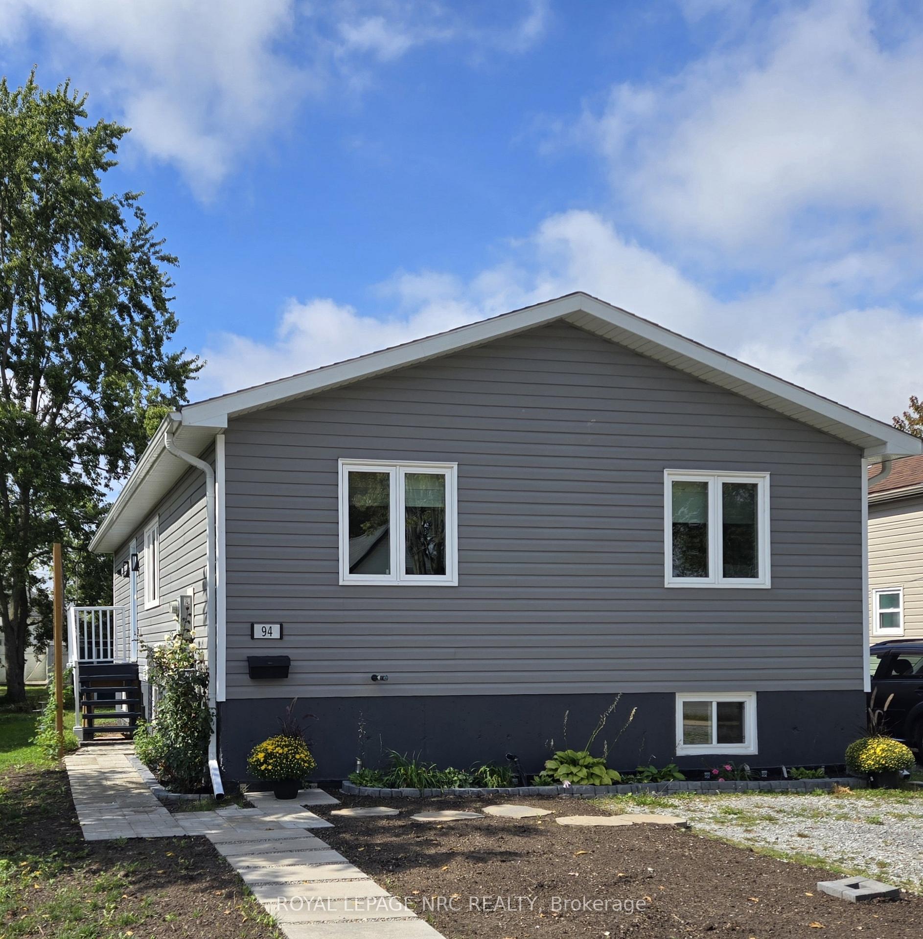 Front of 94 Wellington Street