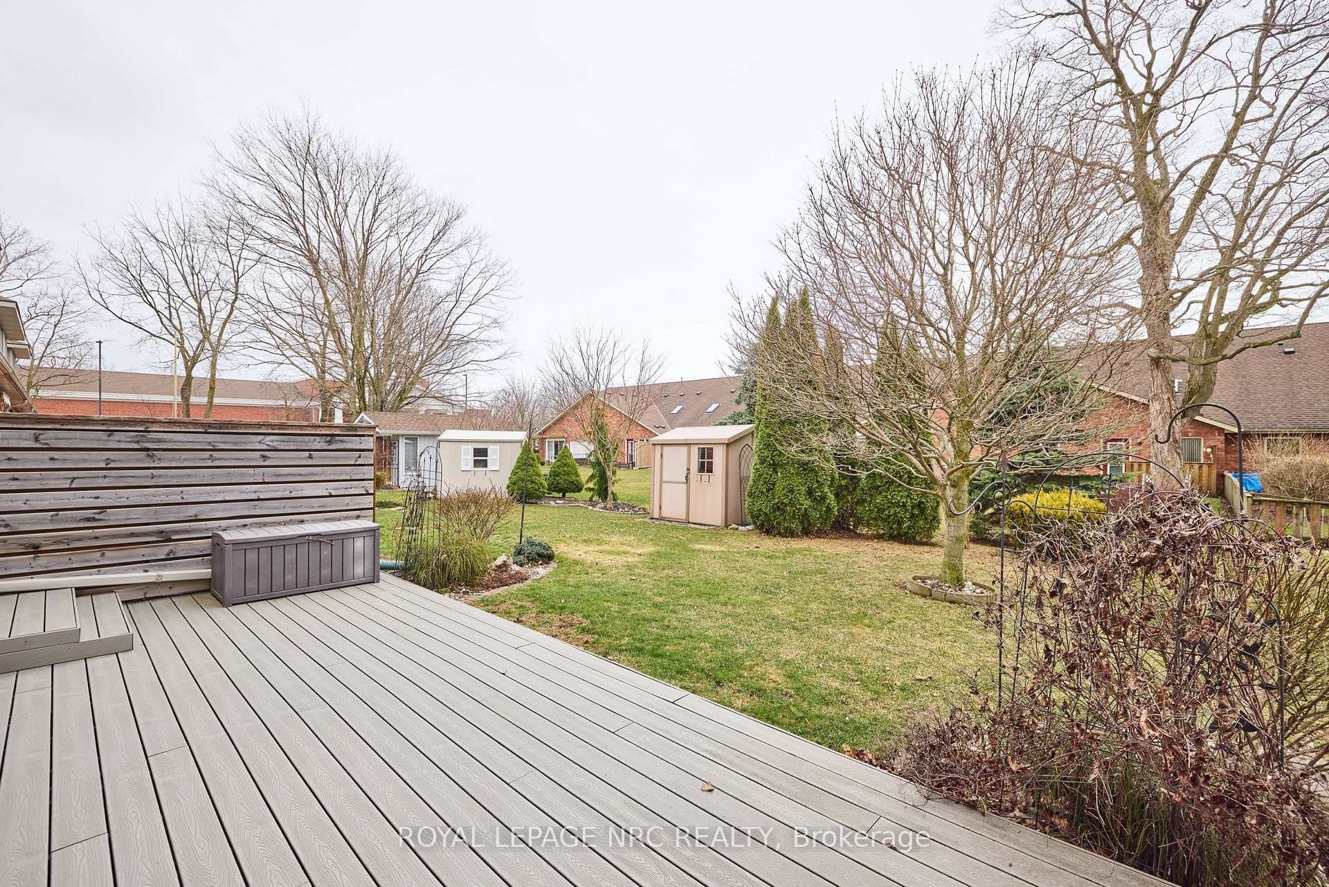 Photo 4 of 37 Maple Street, Port Colborne, Sugarloaf — HOMEH