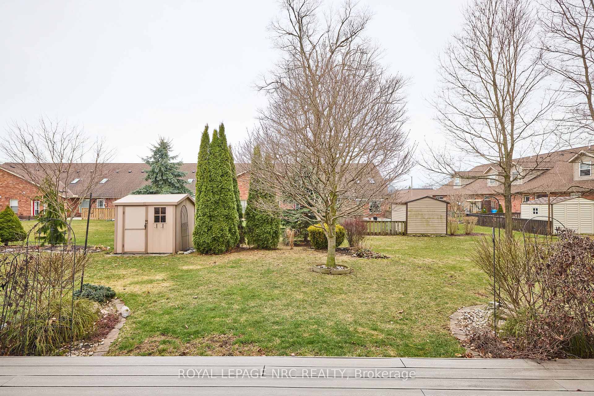 Photo 5 of 37 Maple Street, Port Colborne, Sugarloaf — HOMEH