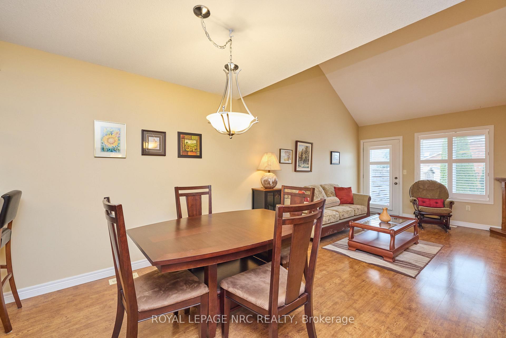 Photo 18 of 37 Maple Street, Port Colborne, Sugarloaf — HOMEH