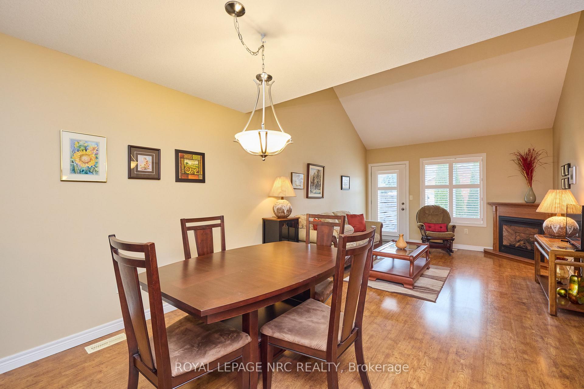 Photo 19 of 37 Maple Street, Port Colborne, Sugarloaf — HOMEH