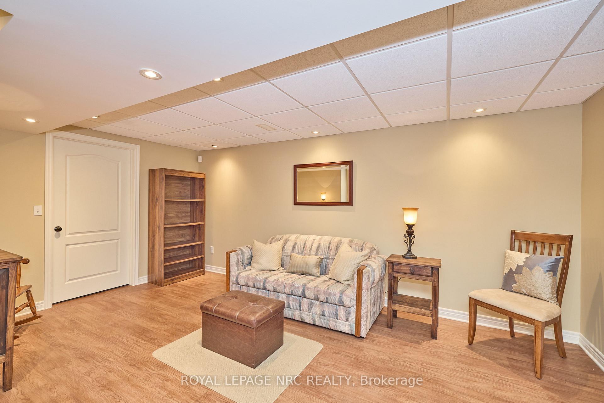 Photo 38 of 37 Maple Street, Port Colborne, Sugarloaf — HOMEH