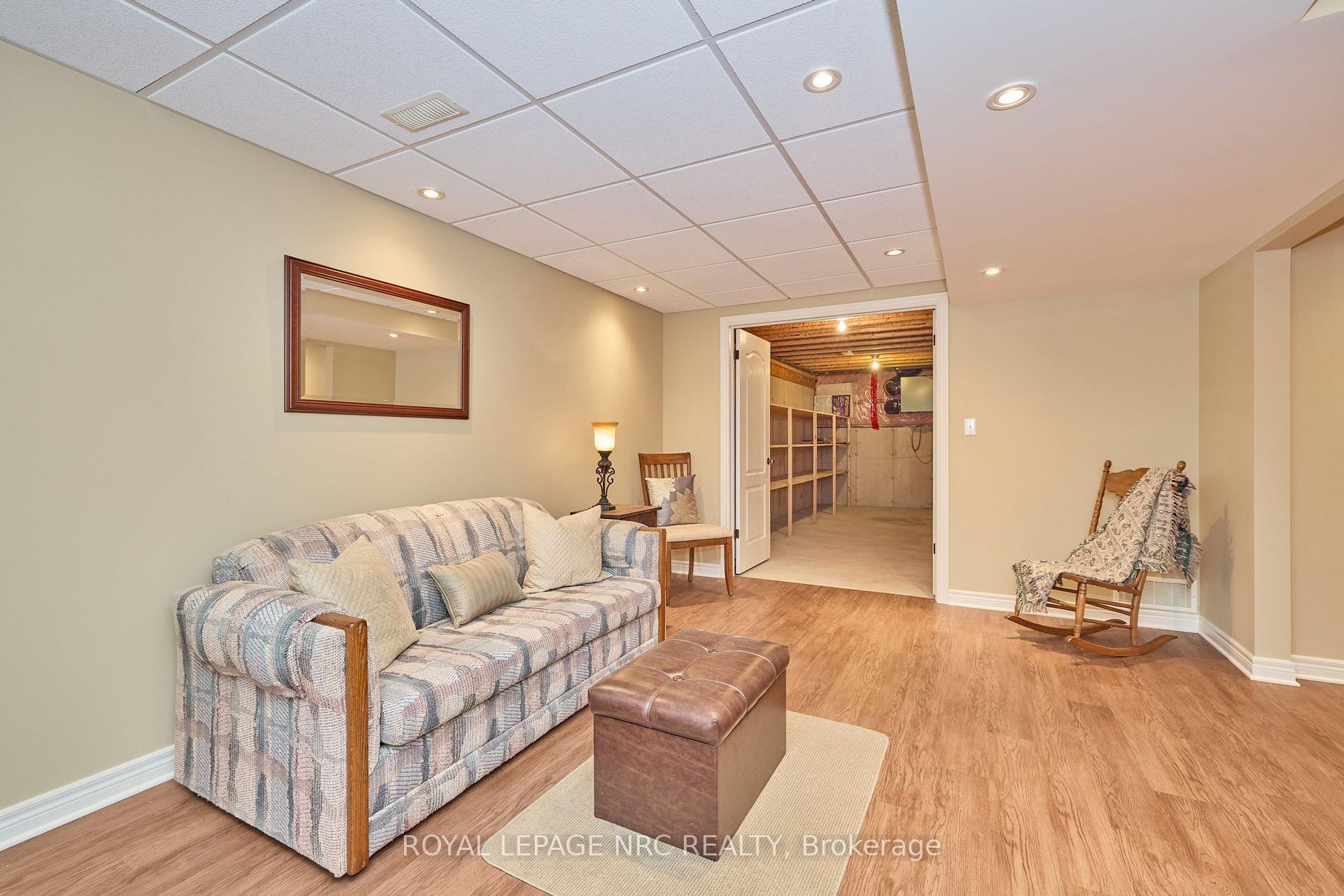 Photo 41 of 37 Maple Street, Port Colborne, Sugarloaf — HOMEH