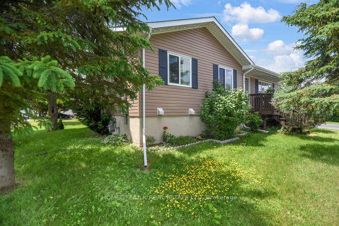 Photo 3 of 296 Wood Street E, Prescott — HOMEH