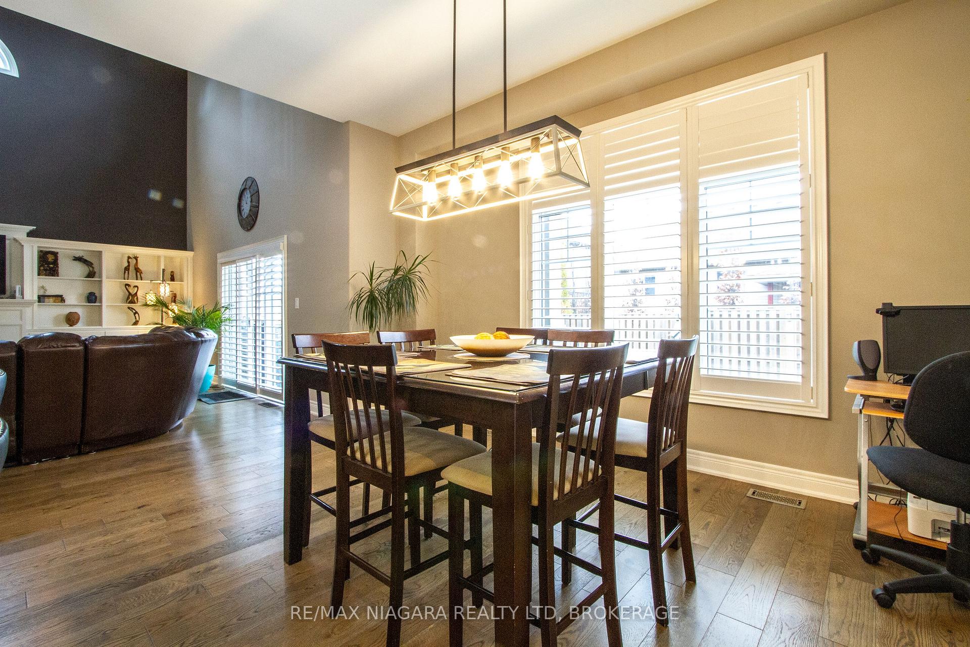 Photo 10 of 7174 Optimist Lane, Niagara Falls, Morrison — HOMEH