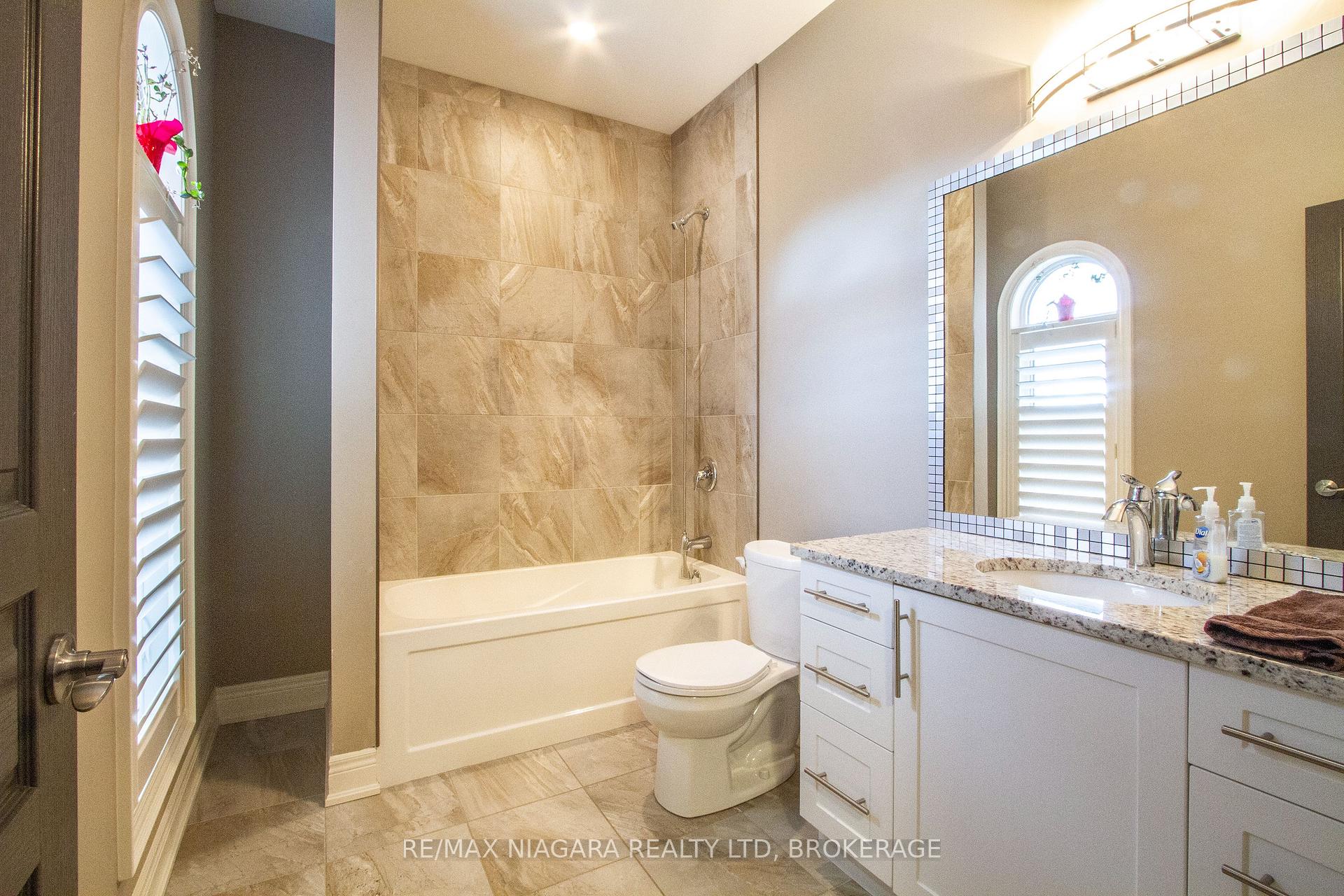 Photo 20 of 7174 Optimist Lane, Niagara Falls, Morrison — HOMEH