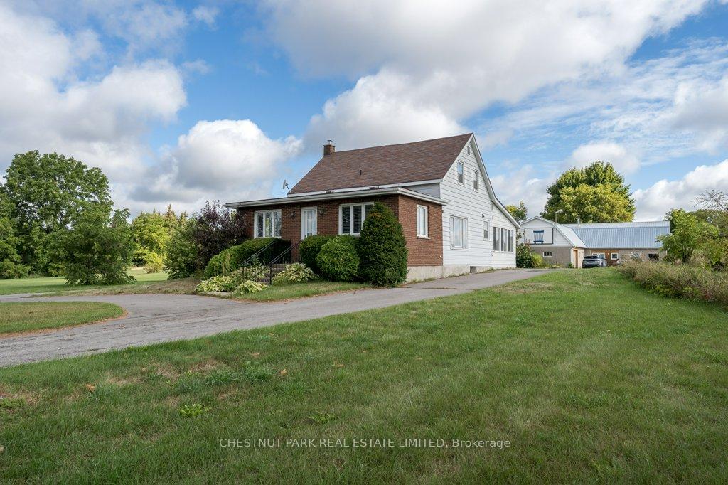 Photo 1 of 344 County Road 5, Prince Edward County, Hallowell Ward — HOMEH