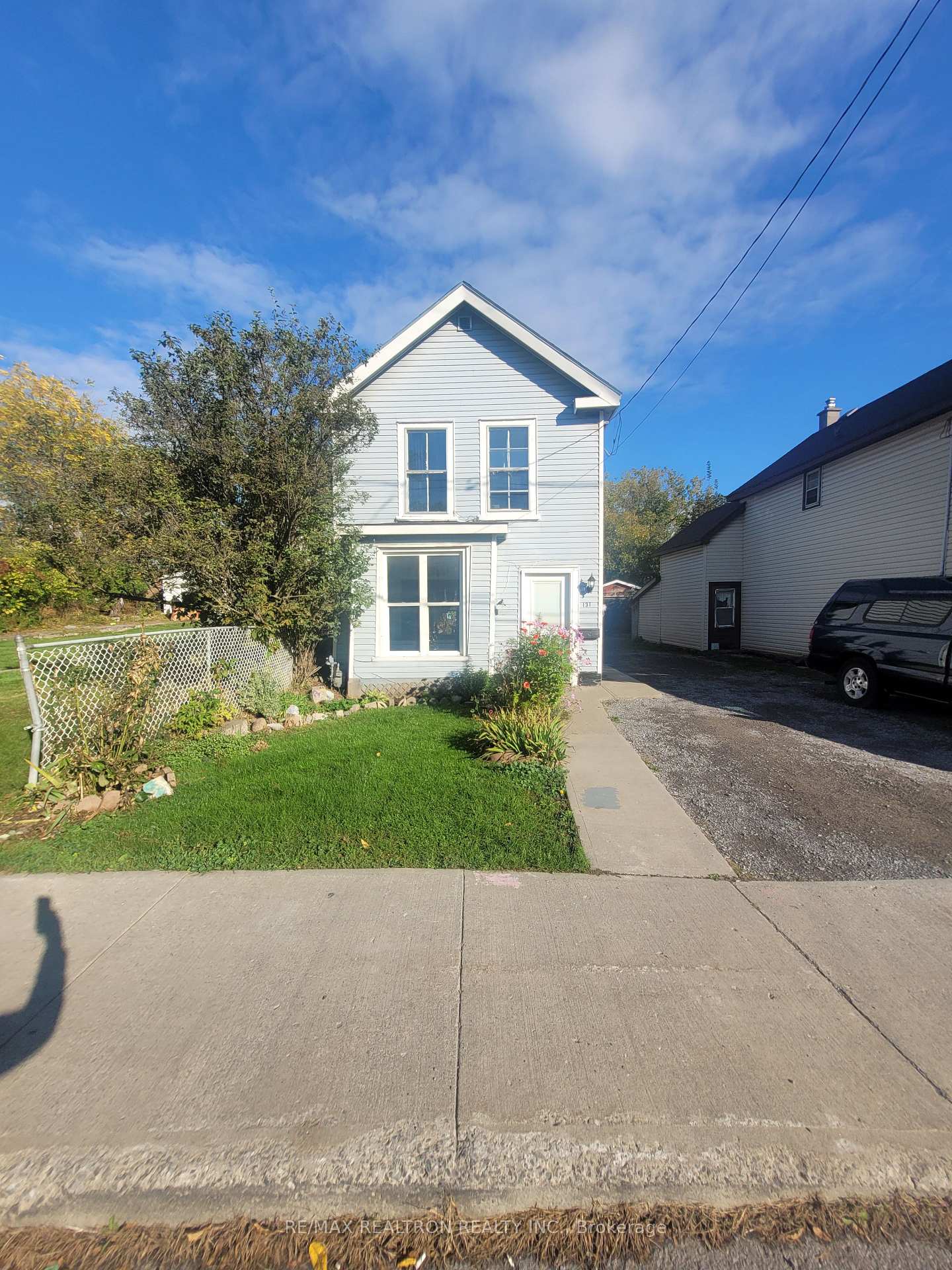 Photo 5 of 131 James Street, Kingston, East of Sir John A. Blvd — HOMEH