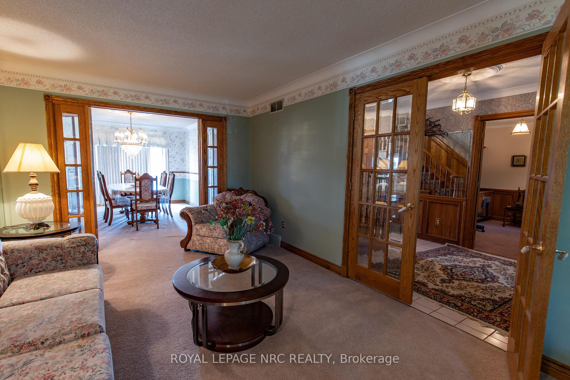 Photo 10 of 3 Elmvale Crescent, Port Colborne, Main Street — HOMEH