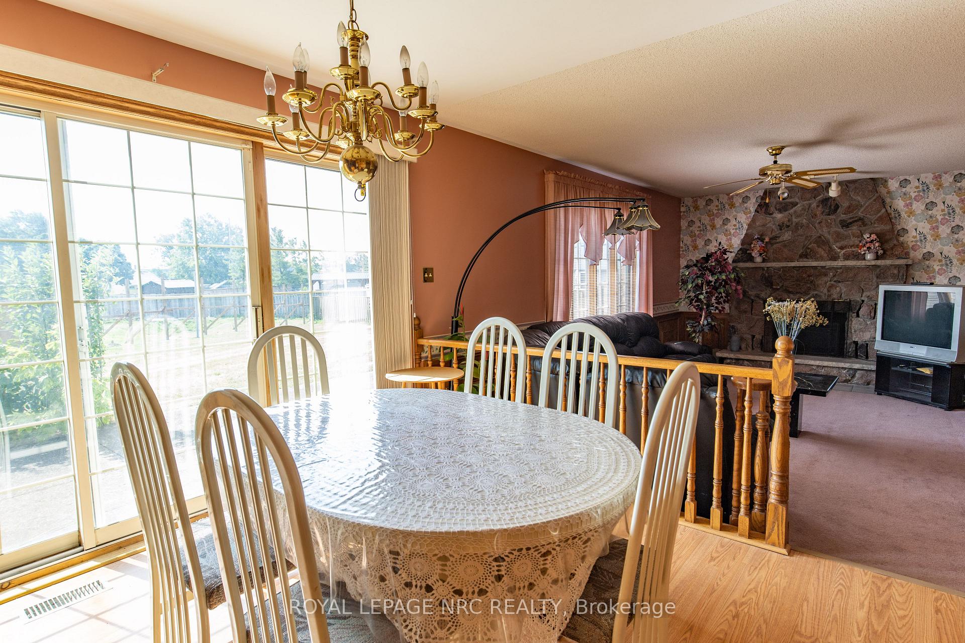 Photo 14 of 3 Elmvale Crescent, Port Colborne, Main Street — HOMEH