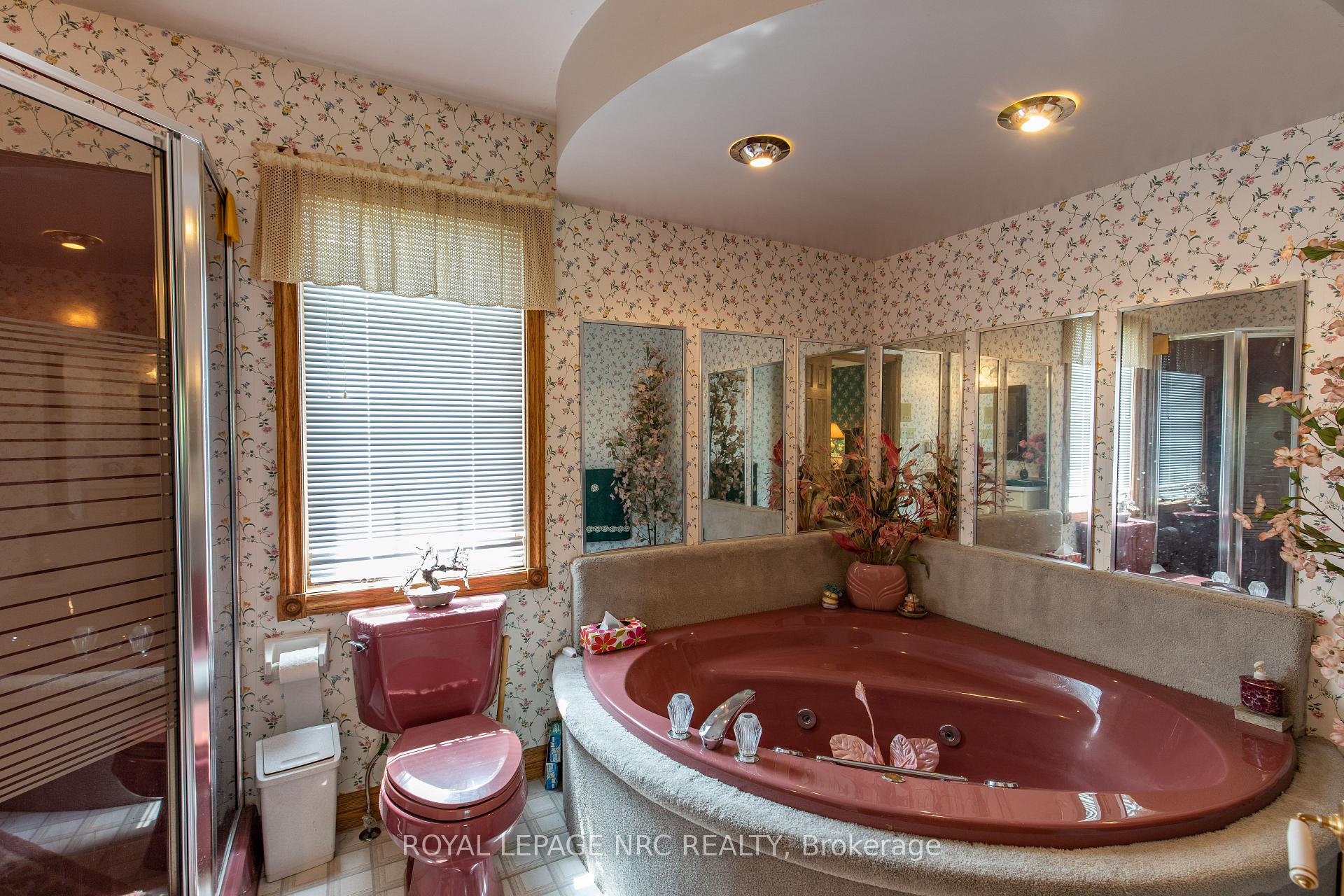 Photo 26 of 3 Elmvale Crescent, Port Colborne, Main Street — HOMEH