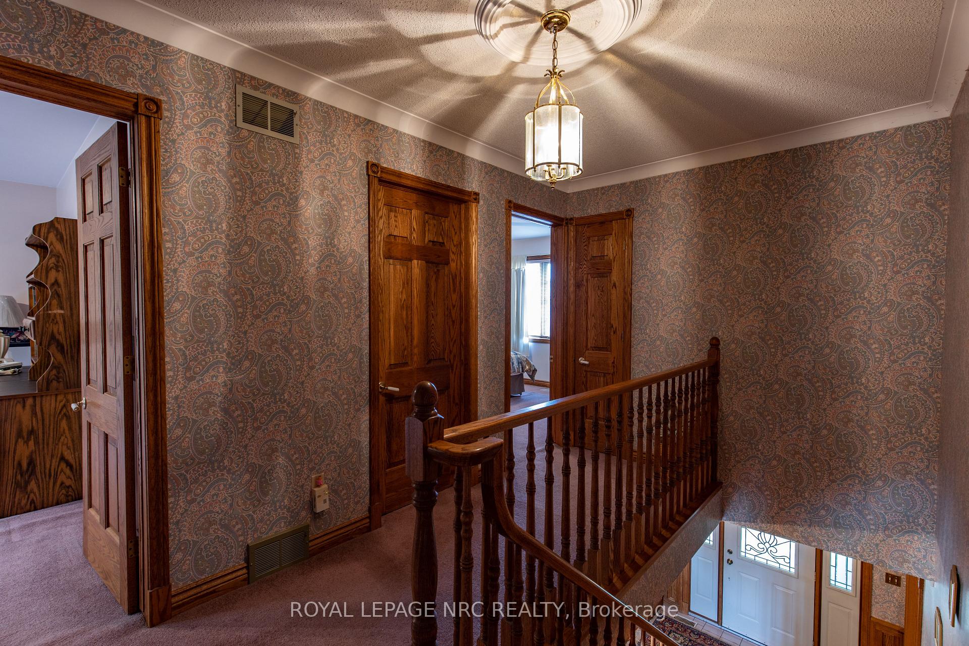 Photo 30 of 3 Elmvale Crescent, Port Colborne, Main Street — HOMEH