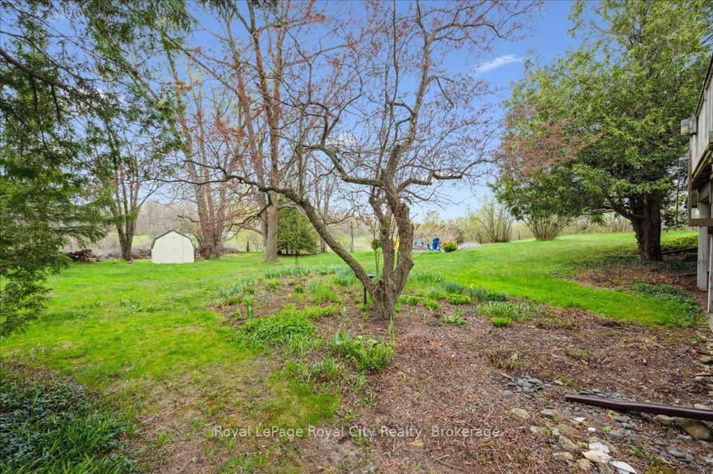 Photo 19 of 4540 20 Side Road N, Puslinch, Rural Puslinch West — HOMEH