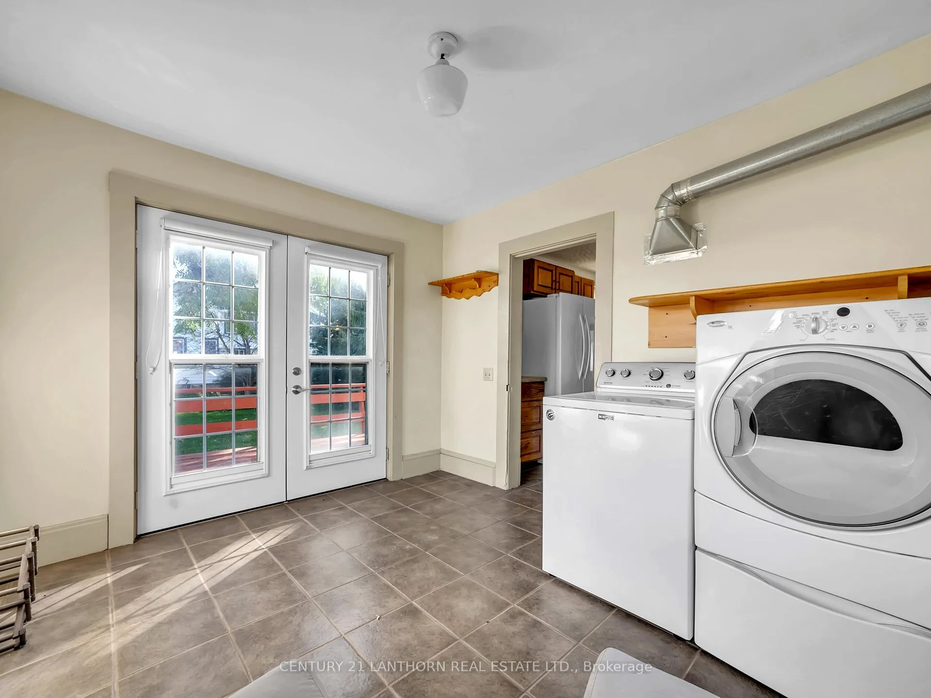 Photo 20 of 49 Consecon Street, Prince Edward County, Wellington Ward — HOMEH