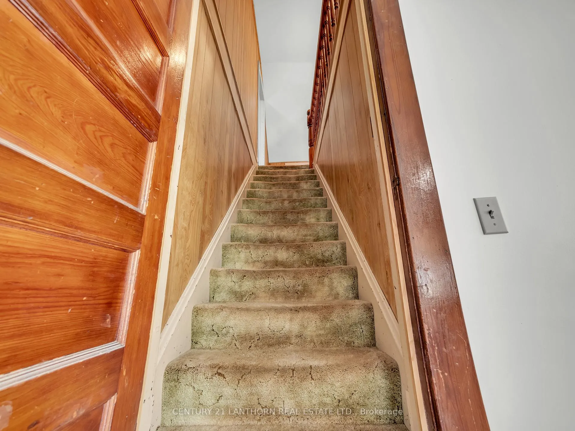 Photo 21 of 49 Consecon Street, Prince Edward County, Wellington Ward — HOMEH