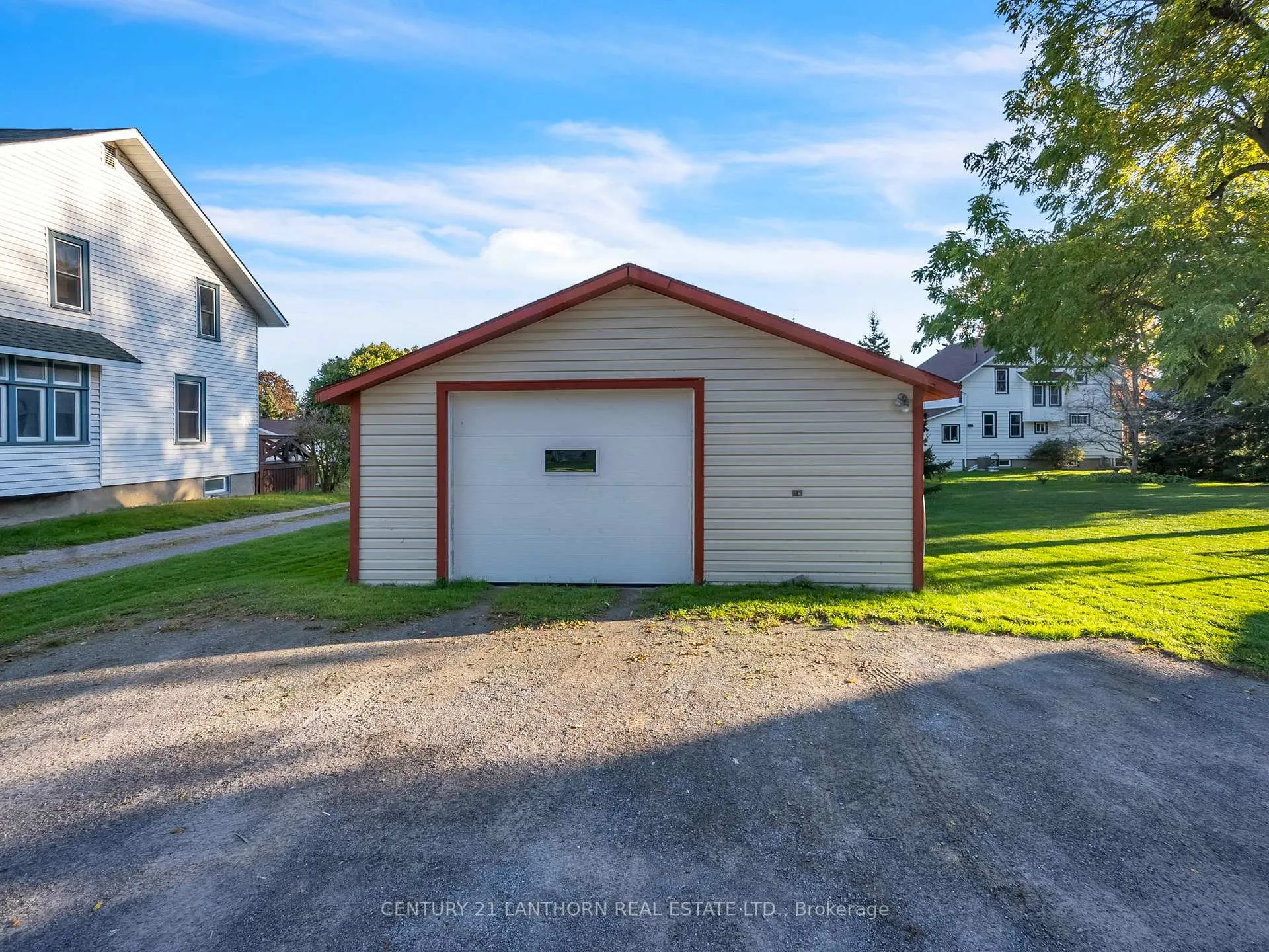 Photo 25 of 49 Consecon Street, Prince Edward County, Wellington Ward — HOMEH