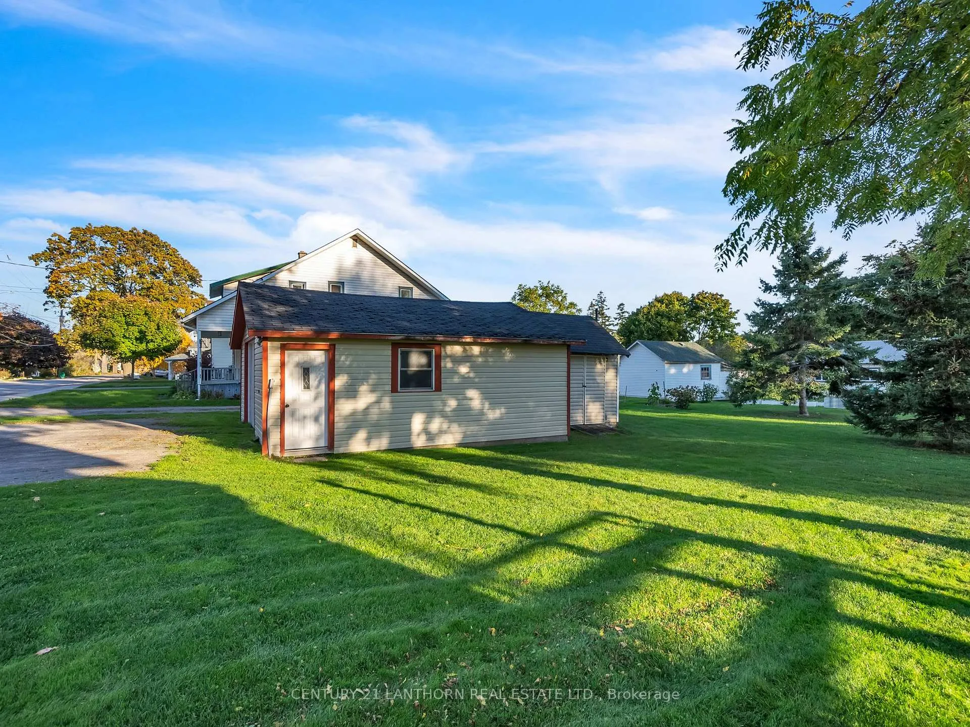 Photo 26 of 49 Consecon Street, Prince Edward County, Wellington Ward — HOMEH
