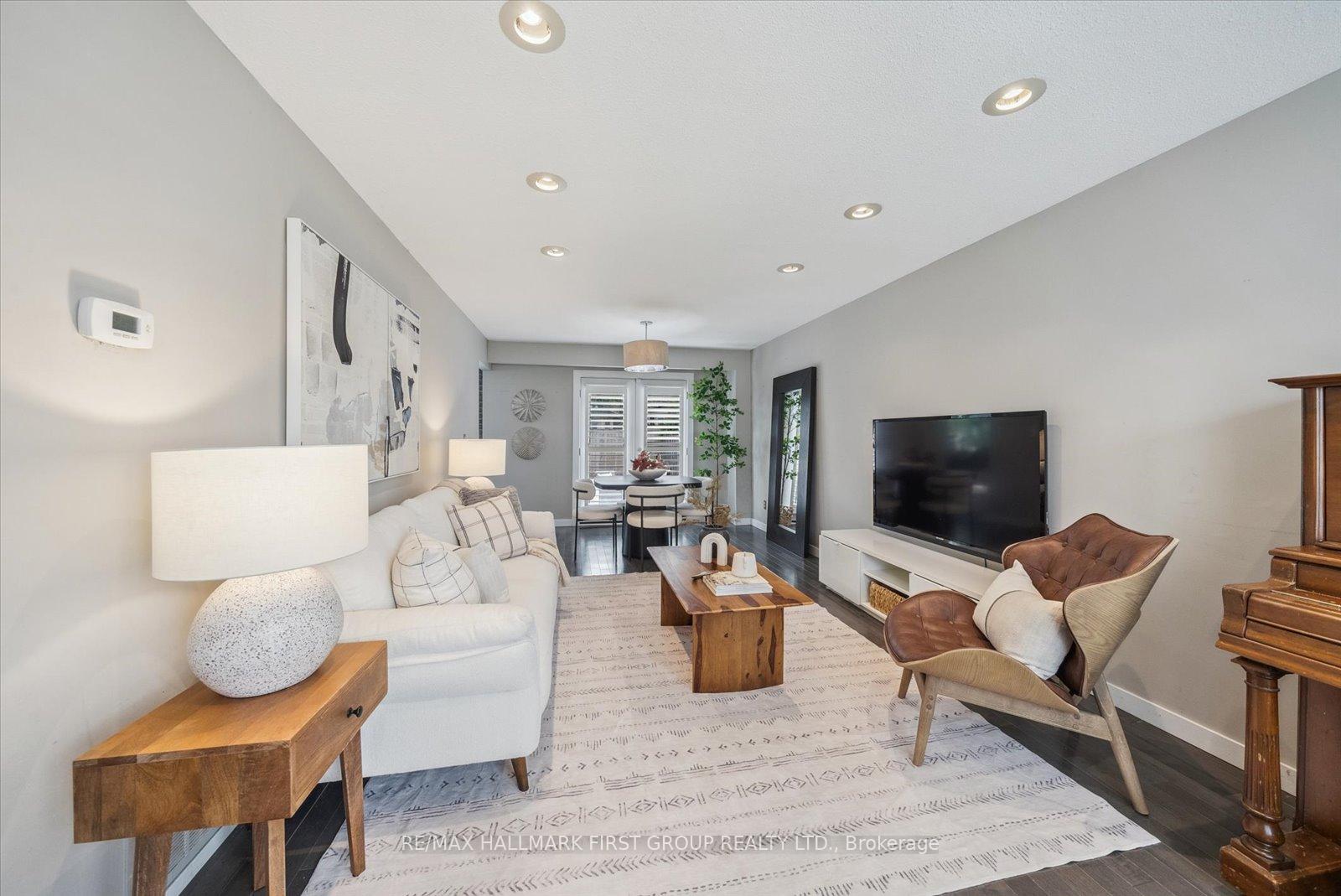 Photo 9 of 1938 Parkside Drive, Pickering, Amberlea — HOMEH