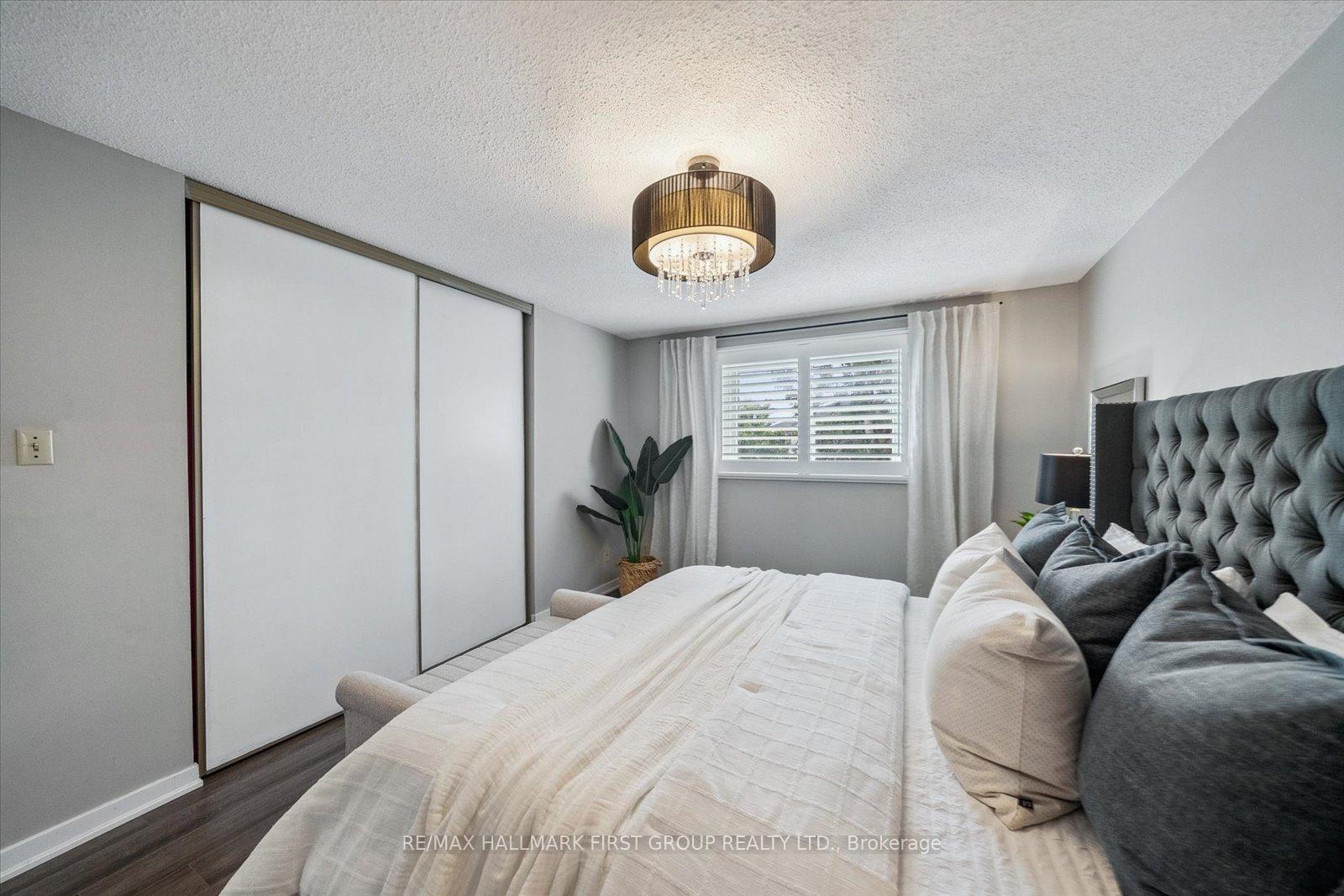 Photo 22 of 1938 Parkside Drive, Pickering, Amberlea — HOMEH