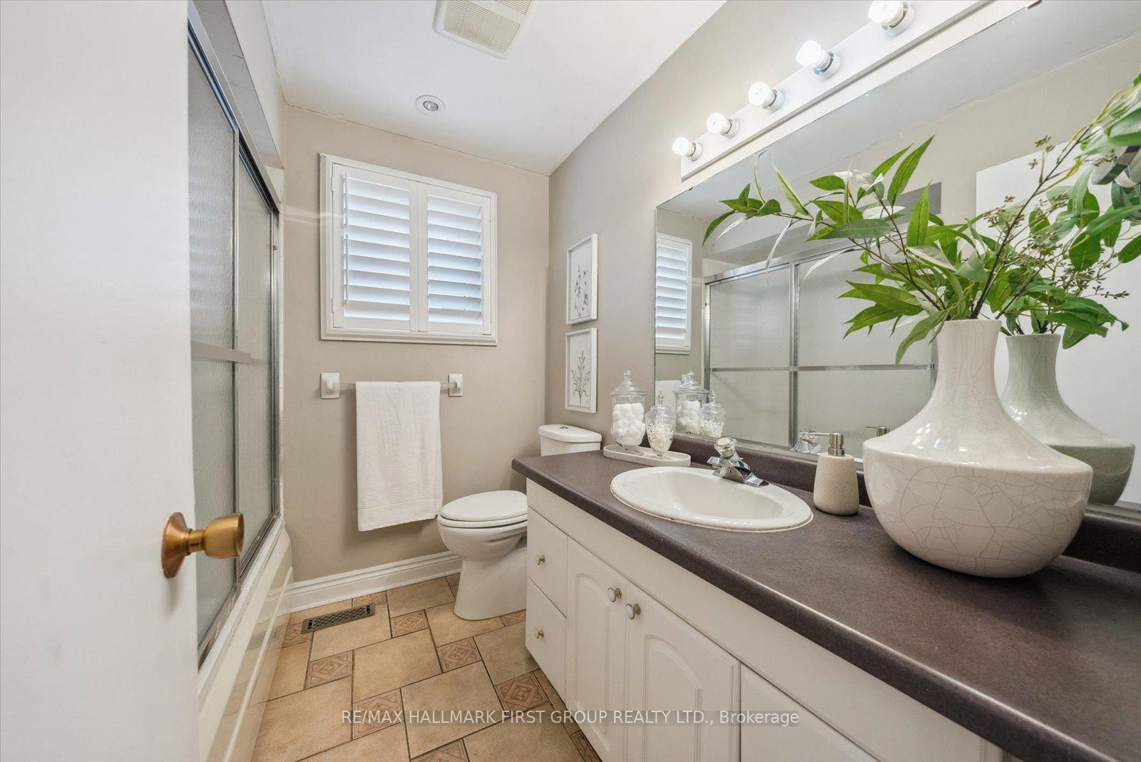 Photo 28 of 1938 Parkside Drive, Pickering, Amberlea — HOMEH