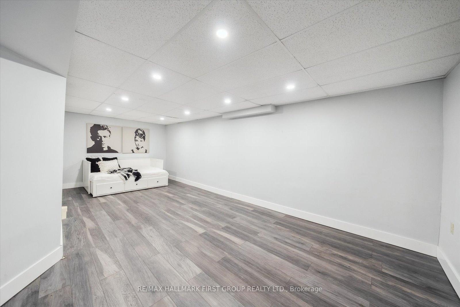 Photo 30 of 1938 Parkside Drive, Pickering, Amberlea — HOMEH