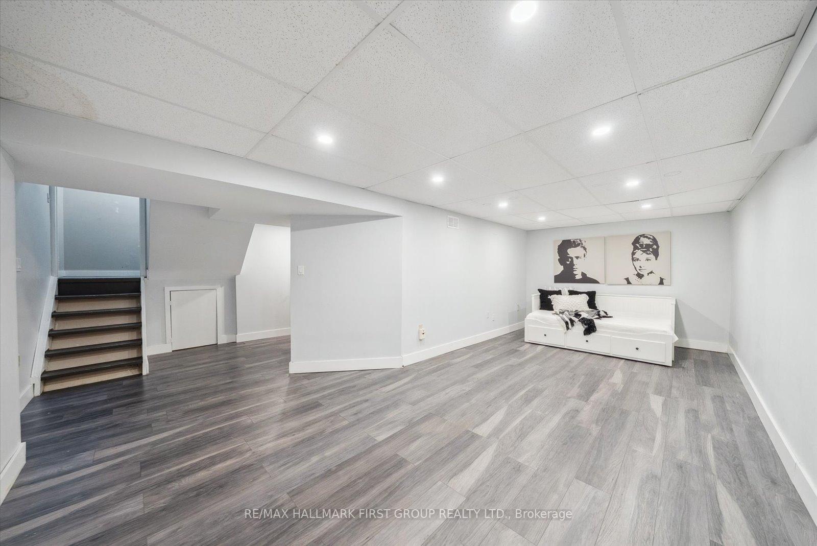 Photo 31 of 1938 Parkside Drive, Pickering, Amberlea — HOMEH