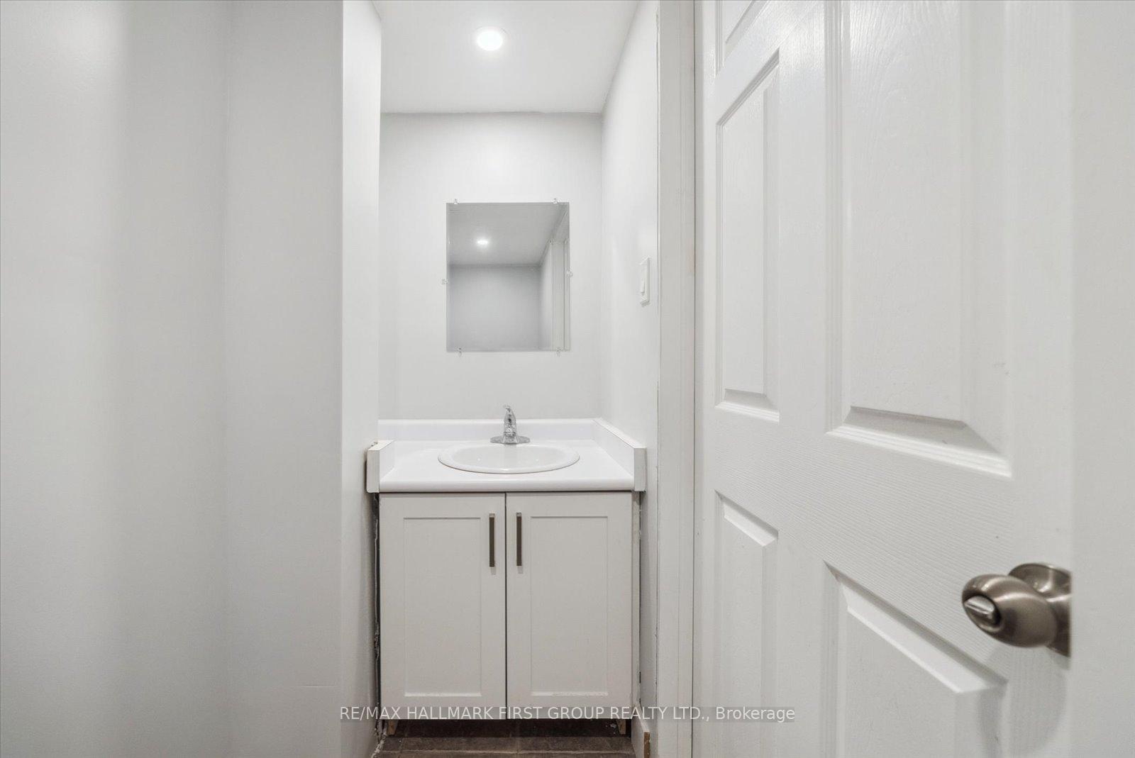 Photo 33 of 1938 Parkside Drive, Pickering, Amberlea — HOMEH
