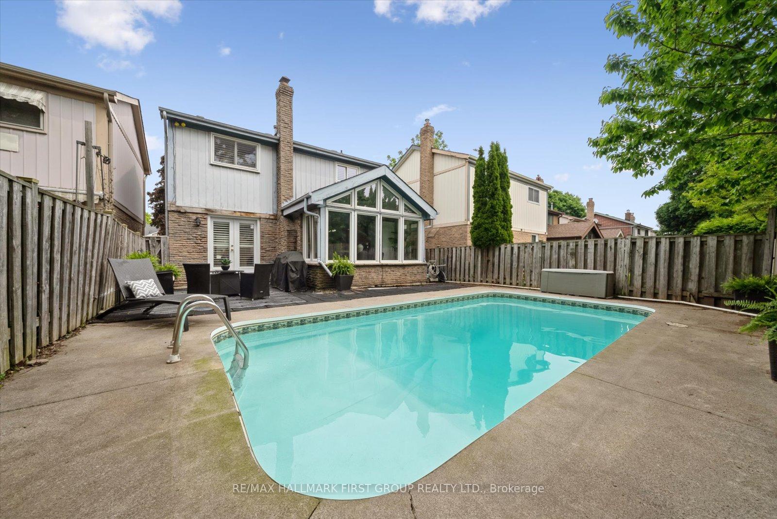 Photo 34 of 1938 Parkside Drive, Pickering, Amberlea — HOMEH