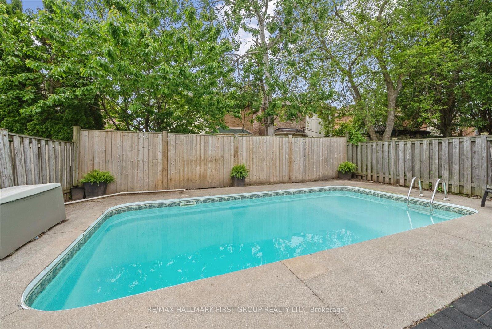 Photo 36 of 1938 Parkside Drive, Pickering, Amberlea — HOMEH