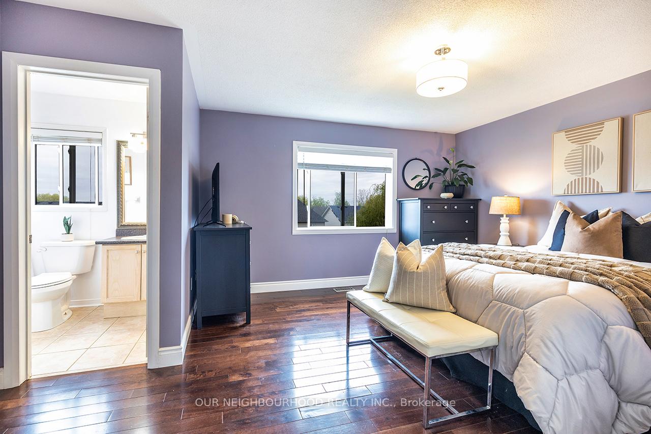 Photo 20 of 558 Brasswinds Trail, Oshawa, Pinecrest — HOMEH