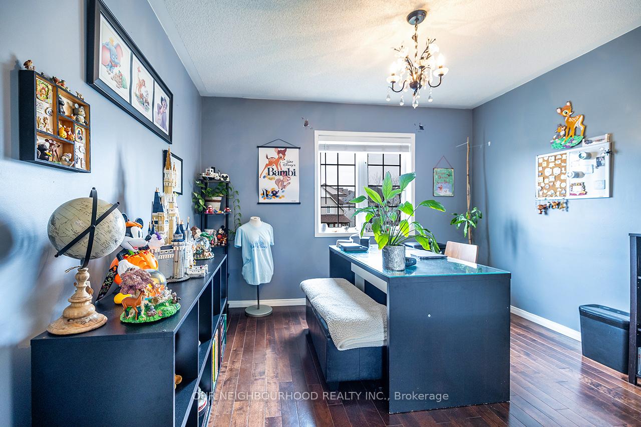 Photo 23 of 558 Brasswinds Trail, Oshawa, Pinecrest — HOMEH