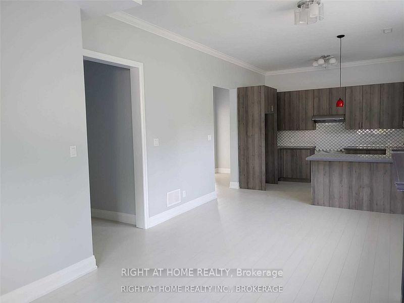 Photo 3 of Unit Bsmt, 1918 Woodview Avenue, Pickering, Highbush — HOMEH