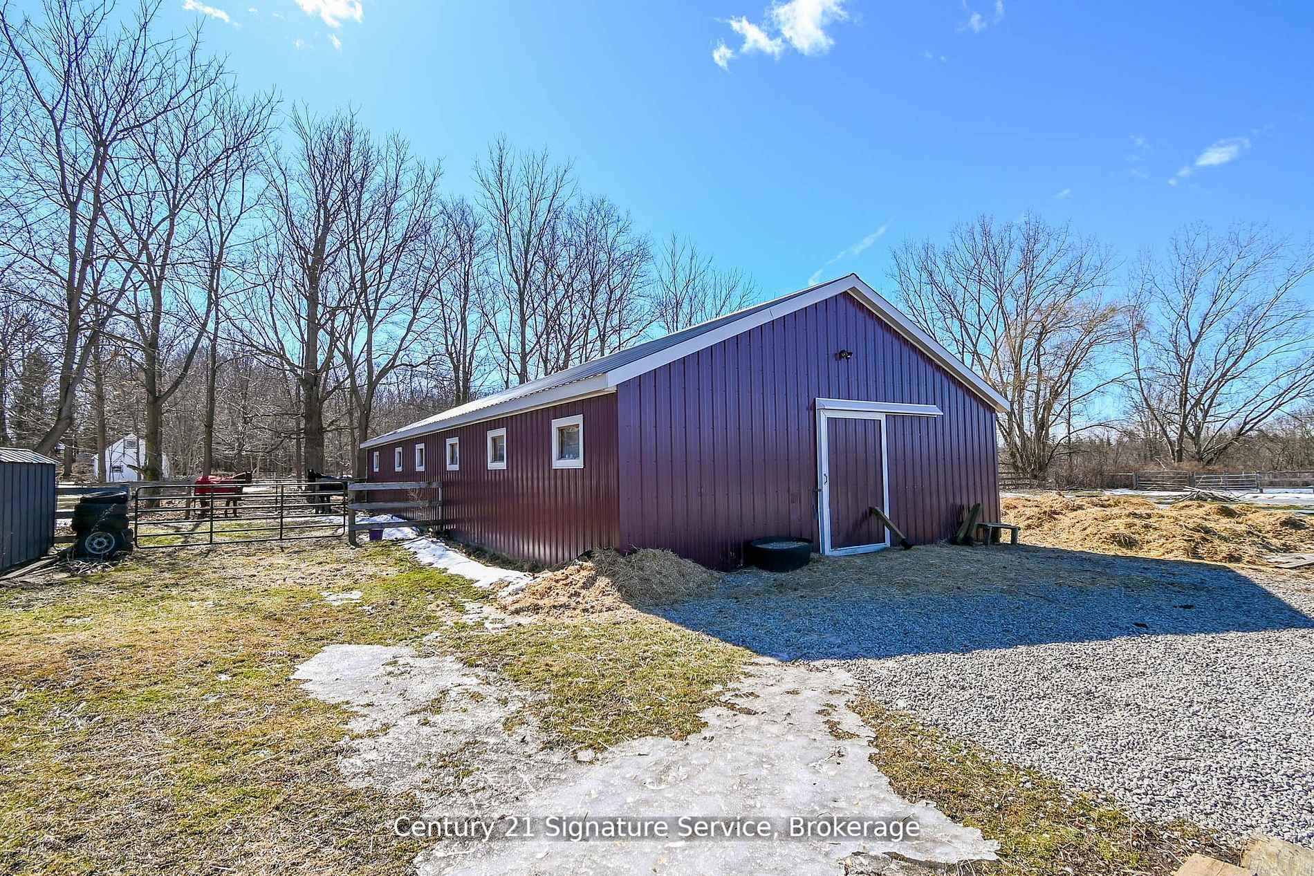 Photo 17 of 752 Empire Road, Port Colborne, Sherkston — HOMEH