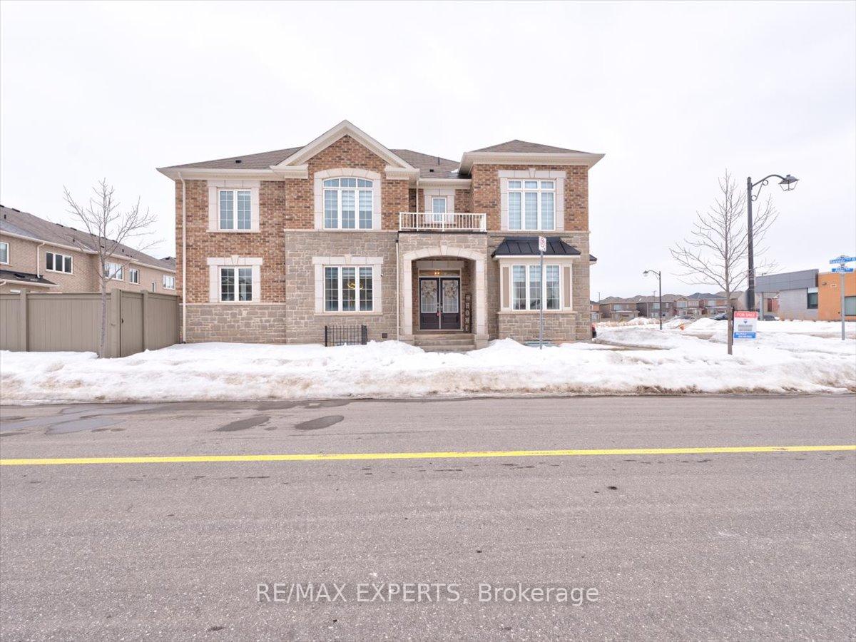 Photo 1 of 668 Kennedy Circle W, Milton, Cobban — HOMEH