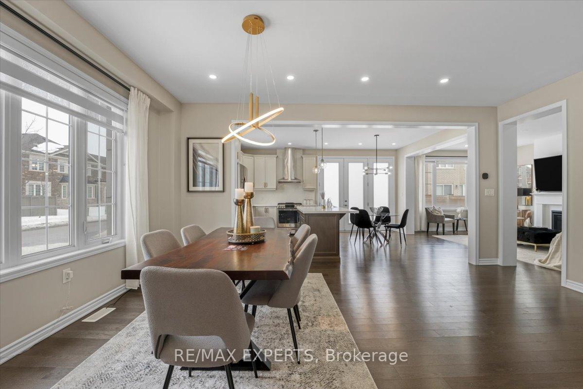 Photo 9 of 668 Kennedy Circle W, Milton, Cobban — HOMEH
