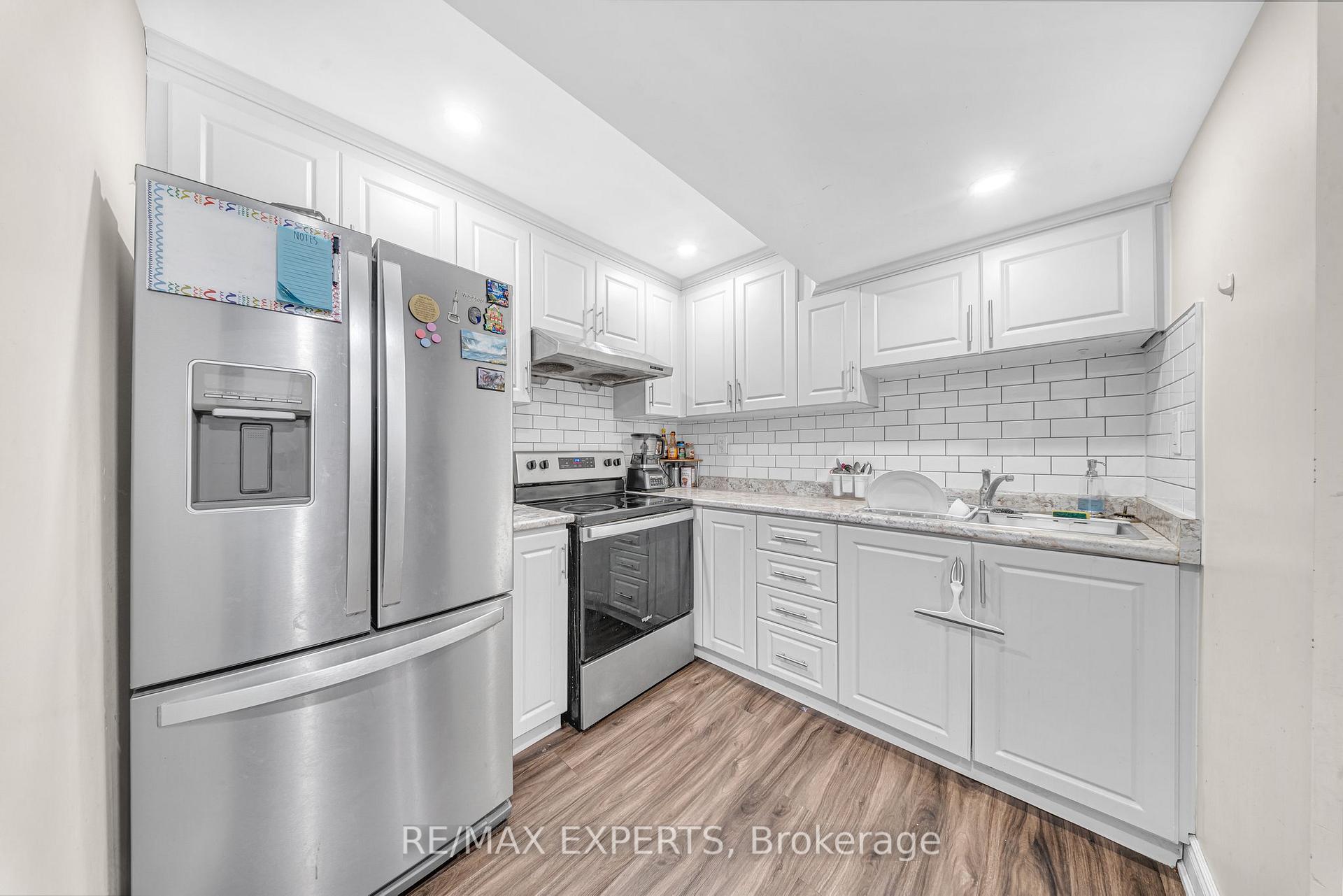 Photo 42 of 668 Kennedy Circle W, Milton, Cobban — HOMEH